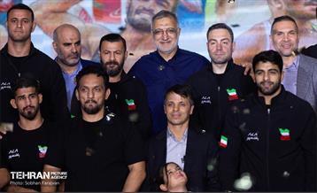 مراسم تجلیل از کشتی‌گیران قهرمان جهان (جشنی برای ایران) 101