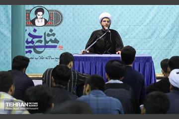 حضور شهردار تهران در برنامه «مثل خمینی» 25