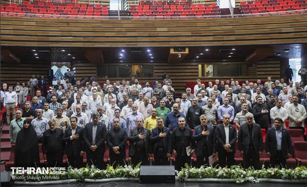 نخستین نشست تخصصی شهرداران شب تهران 67