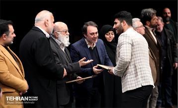 آیین تجلیل از همکاران شرکت خودرو سرویس شهر 12