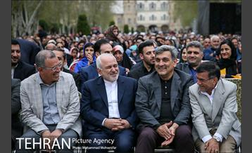 حضور شهردار تهران در جشن نوروزی میدان مشق 12