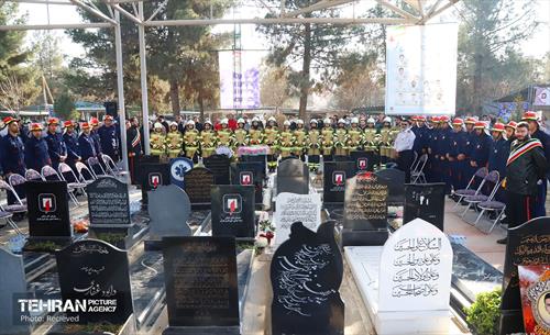 ششمین سالگرد حادثه پلاسکو در بهشت زهرا(س) 26