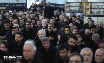 اقامه نماز ظهر عاشورا 4