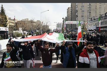 راهپیمایی ۲۲ بهمن در تهران -۱ 14