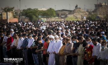 اقامه نماز عید فطر افغانستانی های اهل تسنن مقیم تهران 36