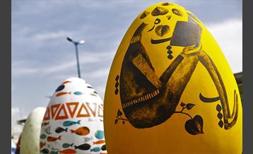 جشنواره تخم مرغ رنگی در فلکه دوم صادقیه 7