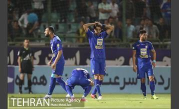 دیدار تیم های استقلال تهران و ذوب آهن اصفهان 23