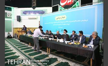 دیدار نمایندگان مجلس شورای اسلامی با شهروندان منطقه 11 13