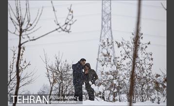 تفریحات برفی در پارک پردیسان تهران 21