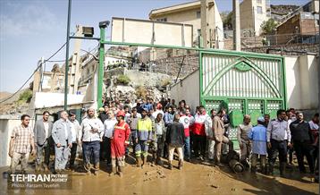 بازدید شهردار تهران از منطقه سیل زده امام زاده داوود(ع) 2