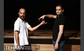 نمایش جیرجیرک، نسخه پاراجانف 11