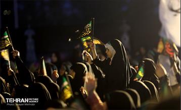 اجتماع امام حسنی ها در میدان آزادی 35