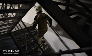 مسابقه پله‌نوردی آتش‌نشانان در برج میلاد 41