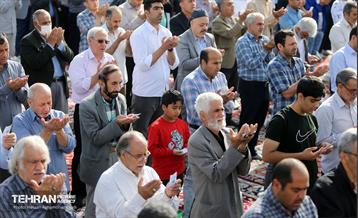 اقامه نماز عید فطر در حرم حضرت عبدالعظیم حسنی(ع) 10