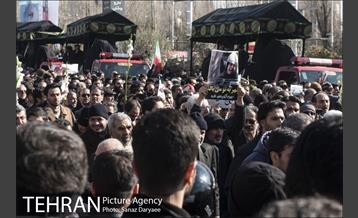 تشییع شهدای آتش نشان با حضور مردم 6