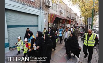 پاکسازی خیابان ولیعصر به مناسبت روز جهانی داوطلب 5