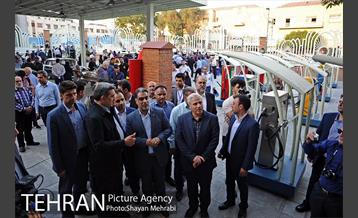 افتتاح اولین موزه پمپ بنزین در تهران با حضور شهردار تهران  40