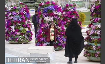میدان آزادی به استقبال بهار رفت 10