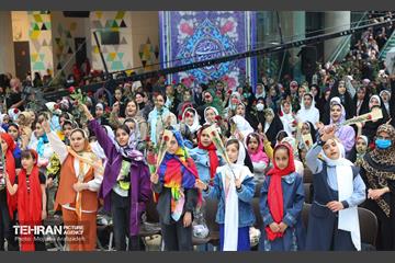 جشن دخترونه در باغ کتاب 17