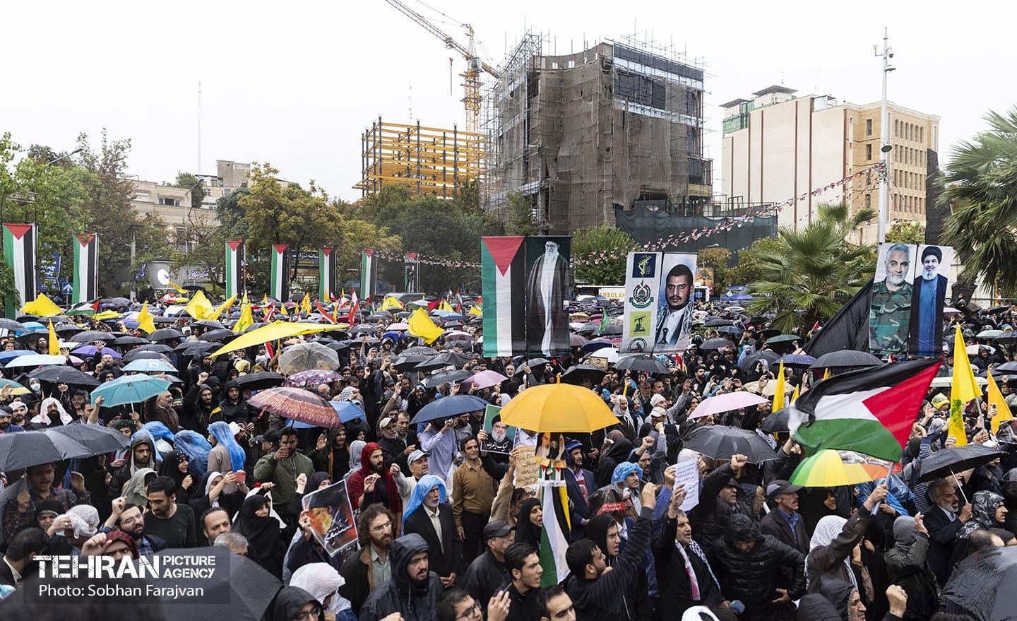 تجمع مردم تهران در محکومیت به شهادت رساندن سیدحسن نصرالله 29