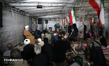 بازدید شهردار تهران از مسجد شهید بهشتی 16