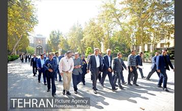 بازدید شهردار تهران از دروازه ملی و میدان مشق به مناسبت روز تهران 20