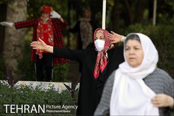 ورزش همگانی در پارک لاله 16