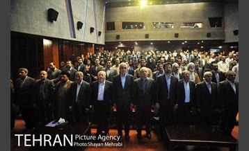 بزرگداشت شهیدان و نکوداشت ایثارگران پایتخت با حضور شهردار تهران 4