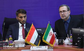 بازدید استاندار نجف اشرف از معاونت حمل و نقل و ترافیک 25