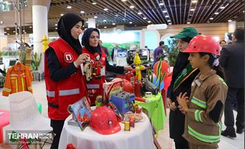 نخستین روز از نمایشگاه «شهرهای خواهر خوانده و توانمندی مدیریت شهری تهران» 24