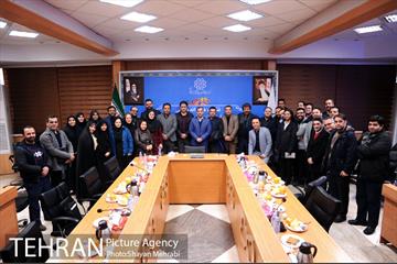 نشست صمیمانه رئیس مرکز ارتباطات شهرداری تهران با اصحاب رسانه 42