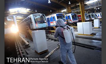 عملیات ضدعفونی کردن مترو تهران 37