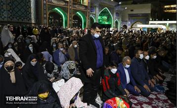 لحظه سال تحویل در حرم امام زاده صالح(ع) 4