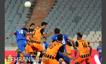 دیدار تیم های فوتبال استقلال و مس رفسنجان 28
