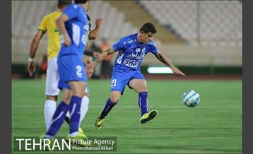 دیدار استقلال و صنعت نفت آبادان در لیگ برتر فوتبال 28