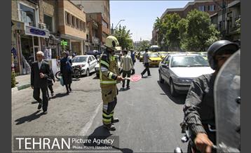 عملیات اطفا حریق در میدان حسن آباد 20