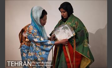 شکوفه های گیلاس و افسانه گنجی در موزه امام علی 2 8