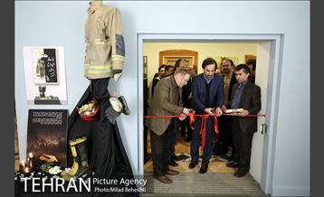 افتتاحیه نمایشگاه عکس، پوستر و هویت بصری سی و پنجمین جشنواره تئاتر فجر‎ 7