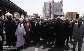 اجتماع صادقیون در فلکه دوم صادقیه 41