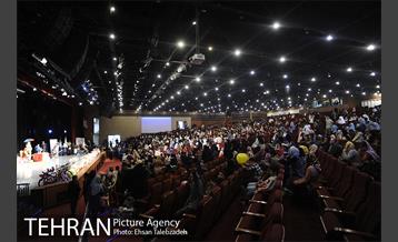 جشن "هر کودک نشانی خدا است" در فرهنگسرای بهمن 36