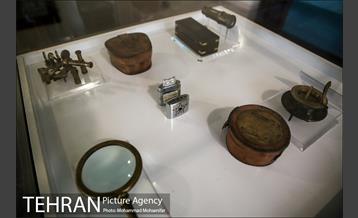 بازدید علی اعطا از موزه جنگ 8