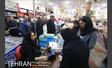 بازدید شهردار تهران از میدان میوه و تره بار ستارخان 15