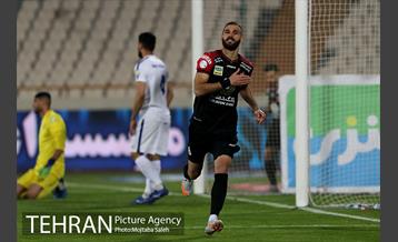 دیدار تیم های فوتبال پرسپولیس و پیکان  14