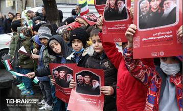 مراسم تشییع پیکر شهید مدافع حرم «حسین محمدی» 9