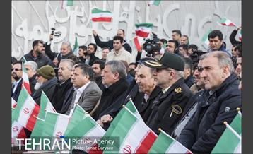 آیین برافراشتن بزرگترین پرچم جمهوری اسلامی-۲ 17
