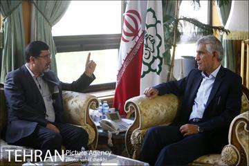 اولین جلسه محمد علی افشانی در دفتر شهردار تهران 26