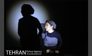 نمایش هملت؛ تهران 2017 14