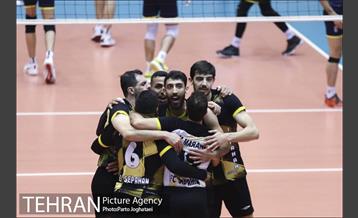دیدار تیم های والیبال سپاهان و فولاد سیرجان 7