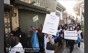 پاکسازی خیابان ولیعصر به مناسبت روز جهانی داوطلب 15