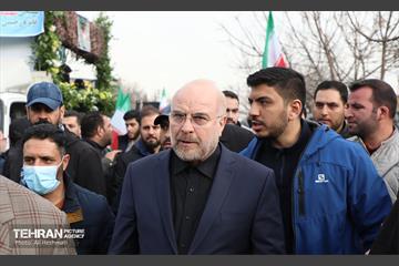 مراسم تشییع شهیده فائزه رحیمی 6